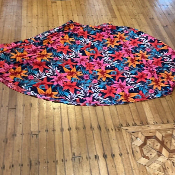 Tropical print skirt - Picture 5 of 6